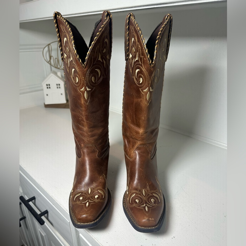 **SOLD**Durango Western Cowboy Boots Women’s 7 Brown Leather Embroidered Floral - Picture 2 of 7